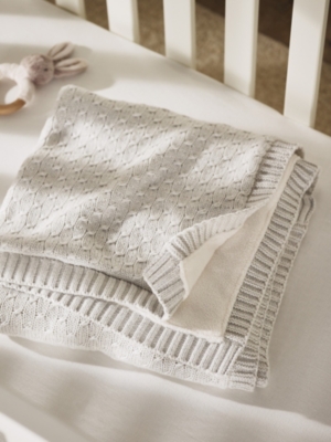 THE LITTLE WHITE COMPANY: Fleece-Lined Knitted Cotton Blanket