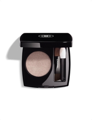 Chanel 236 Brun Talpa Ombre Essentielle Top Coatmulti-use Eye Top Coat 2.2g In 236 Brun Talpa