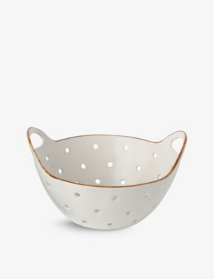 BE HOME: Yara double-handle clay colander 23.5cm