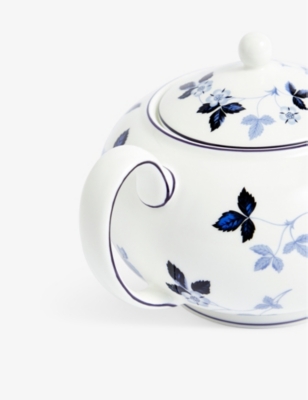 Wedgwood Wild Strawberry Floral-print Bone-china Teapot 800ml