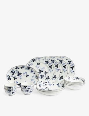 WEDGWOOD: Wild Strawberry Inky Blue 15-piece bone-china dinnerware set