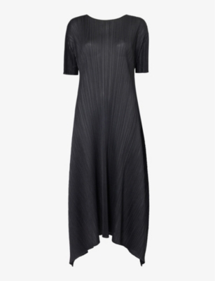 Shop Issey Miyake Womens Black Short-sleeve Asymmetric-hem Knitted Midi Dress