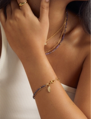 ASTLEY CLARKE WOMENS YELLOW GOLD VERMEIL BIOGRAPHY FEAHTER-CHARM IOLITE 18CT GOLD-VERMEIL BRACELET 