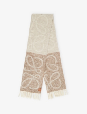 Loewe Anagram Fringed Scarf In Beige/white