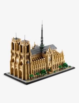 LEGO: LEGO®Architecture 21060 Notre-dame De Paris set
