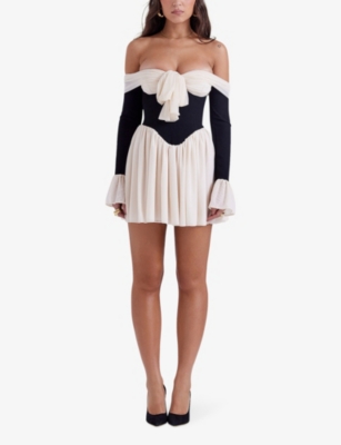 House Of Cb Alana Off-the-shoulder In Black & Cream