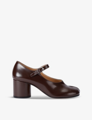 Shop Maison Margiela Womens Brown Tabi Leather Mary Jane Courts