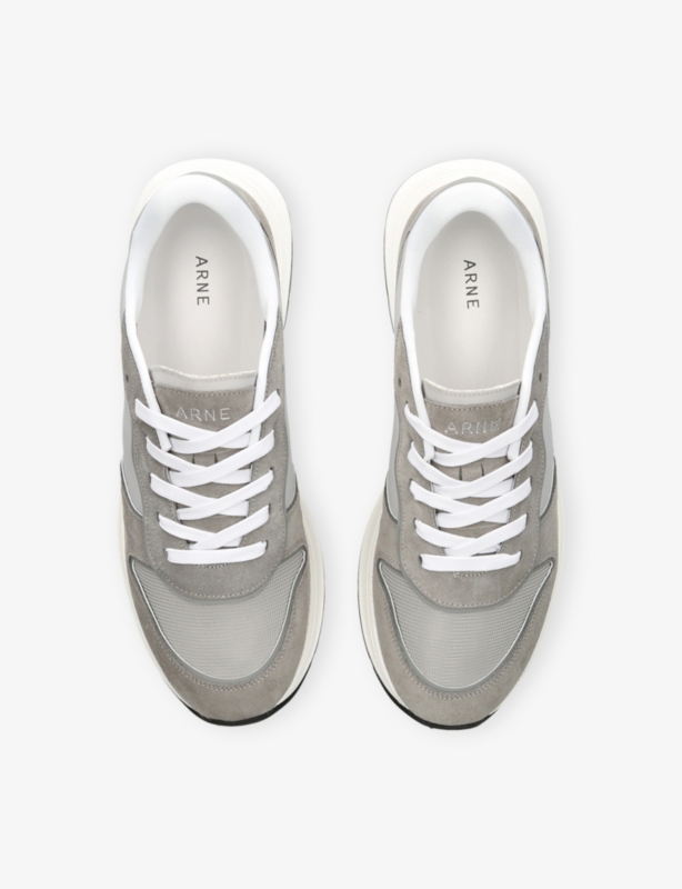 Hybrid Runner Leather Low-Top Trainers