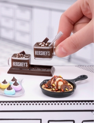 MINIVERSE: Make It Mini Food Hershey’s assortment