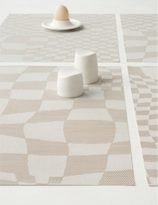 Chilewich Sand Rectangular Woven Placemat 36cm X 48cm In Sand