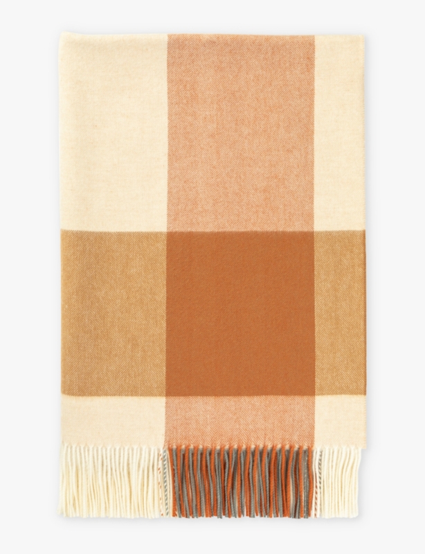 Fringe-edge wool throw