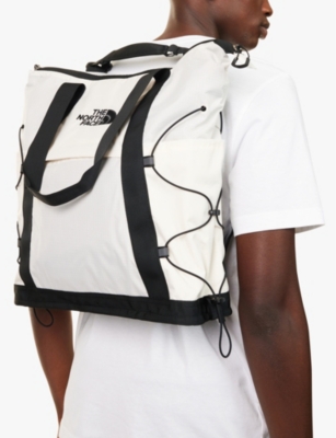 THE NORTH FACE MENS GARDENIA WHITE-TNF BLAC BOREALIS BRAND-PRINT WOVEN TOTE BAG 