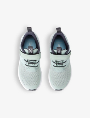 On Running Cloud Play Trainers In Green