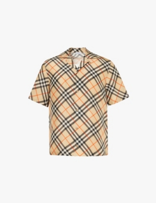 Shop our edit of Burberry men s casual shirts Selfridges