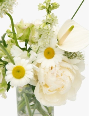 YOUR LONDON FLORIST: Contemporary Neutrals small fresh flower bouquet