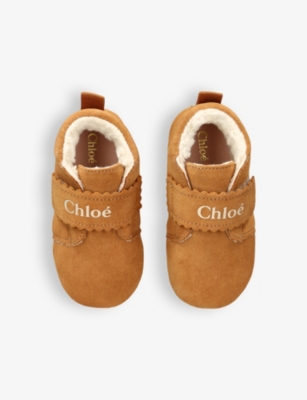 CHLOE: Logo-print suede boots 0-24 months