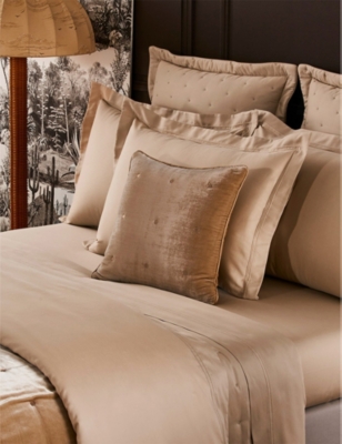 Yves Delorme Une Triomphe Double Organic Cotton-sateen Fitted Sheet 135cm X 190cm In Dune