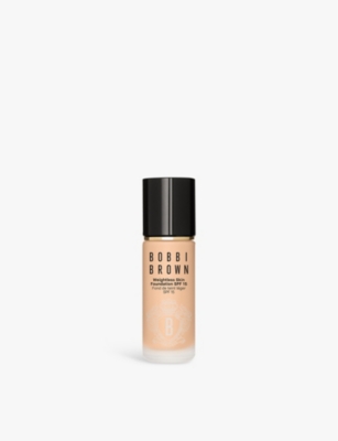 Bobbi Brown Cool Sand Weightless Skin Spf 15 Foundation 30ml In Cool Sand