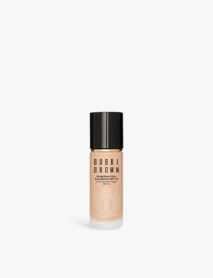 Bobbi Brown Warm Beige Weightless Skin Spf 15 Foundation 30ml In Warm Beige