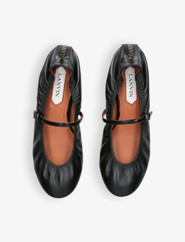 Branded round-toe leather ballet flats