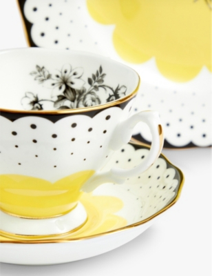 ROYAL ALBERT 100 YEARS WANDA 1920 BONE-CHINA TEA-CUP, SAUCER AND PLATE SET 