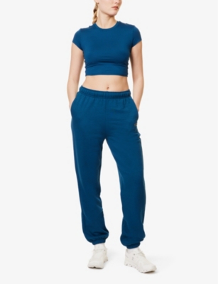 ALO YOGA WOMENS ECLIPSE BLUE ACCOLADE 3D-LOGO STRAIGHT-LEG COTTON-BLEND JERSEY JOGGING BOTTOMS XS 