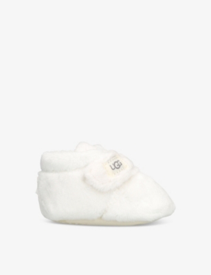 UGG: Baby Bixbee logo-patch fleece crib shoes