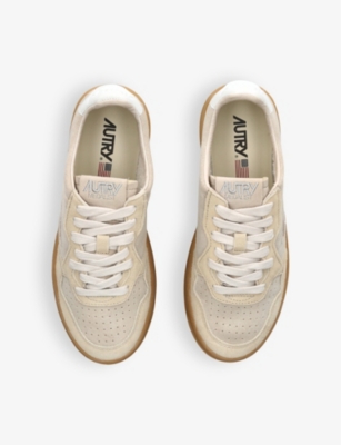 Shop Autry Womens Beige Medalist Contrast-sole Low-top Leather Trainers
