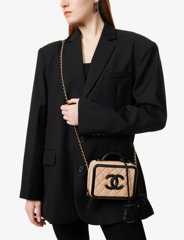Pre-Loved Chanel Filigree Leather Case