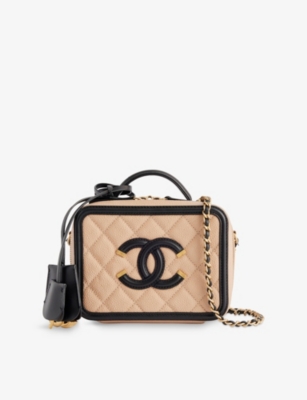 RESELFRIDGES: Pre-Loved Chanel Filigree Leather Case