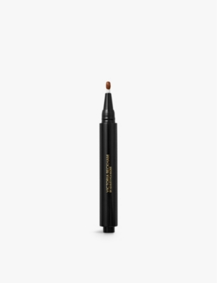 Victoria Beckham The Concealer Pen 2.4ml Dk1 In Dk1