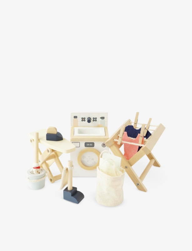 Laundry room wooden playset