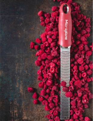 Microplane Premium Stainless-steel Zester H32.5cm In Pomegranate Red