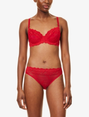 WACOAL: Embrace underwired lace bra