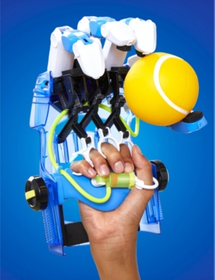 FAO SCHWARZ DISCOVERY: DIY hydraulic robotic arm kit