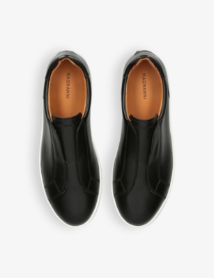 Magnanni Leather Laceless Sneakers In Black
