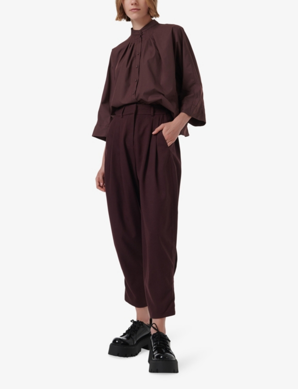 Pleat-front relaxed-fit cotton-blend blouse
