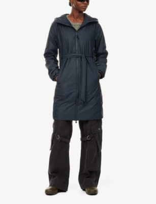 Lohja long curve puffer jacket