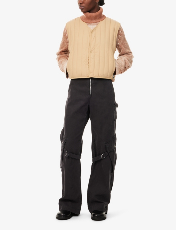Banja V-neck liner quilted vest