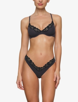 SKIMS: Fits Everybody Unlined Scoop Stretch-Woven Bra
