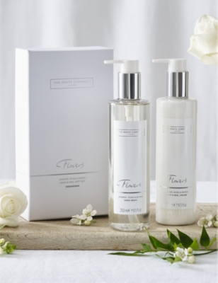 The White Company Flowers Hand & Nail Gift Set In Transparent
