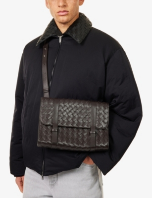 Bottega Veneta Mens  Flap Leather Cross-body Bag In Fondant-silver