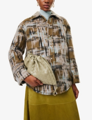 BOTTEGA VENETA: Dustbag leather clutch bag