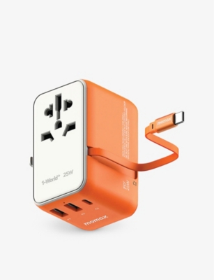 THE TECH BAR: Momax Portable Travel Charger with USB-C cable