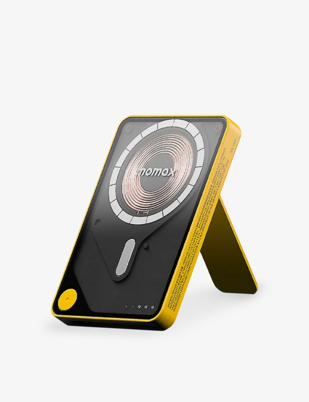 Momax Portable magnetic battery pack with USB-C cable