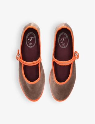 Flabelus Velvet Cora Mary Janes In Beige