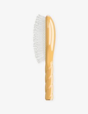 La Bonne Brosse Saffron Yellow N.04 The Miracle Massaging Detangling Hair Brush In Saffron Yellow