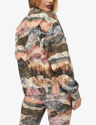 MISTRESS ROCKS WOMENS LANDSCAPE PRINT THOUGHTS GRAPHIC-PRINT RELAXED-FIT DENIM JACKET 