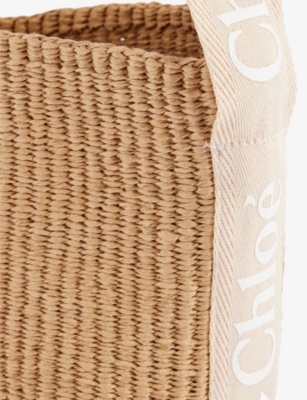 CHLOE: Woody Small Raffia Top-Handle Bag