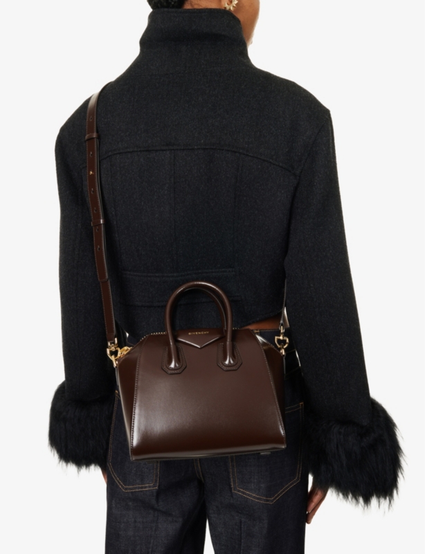 Antigona mini leather top-handle bag